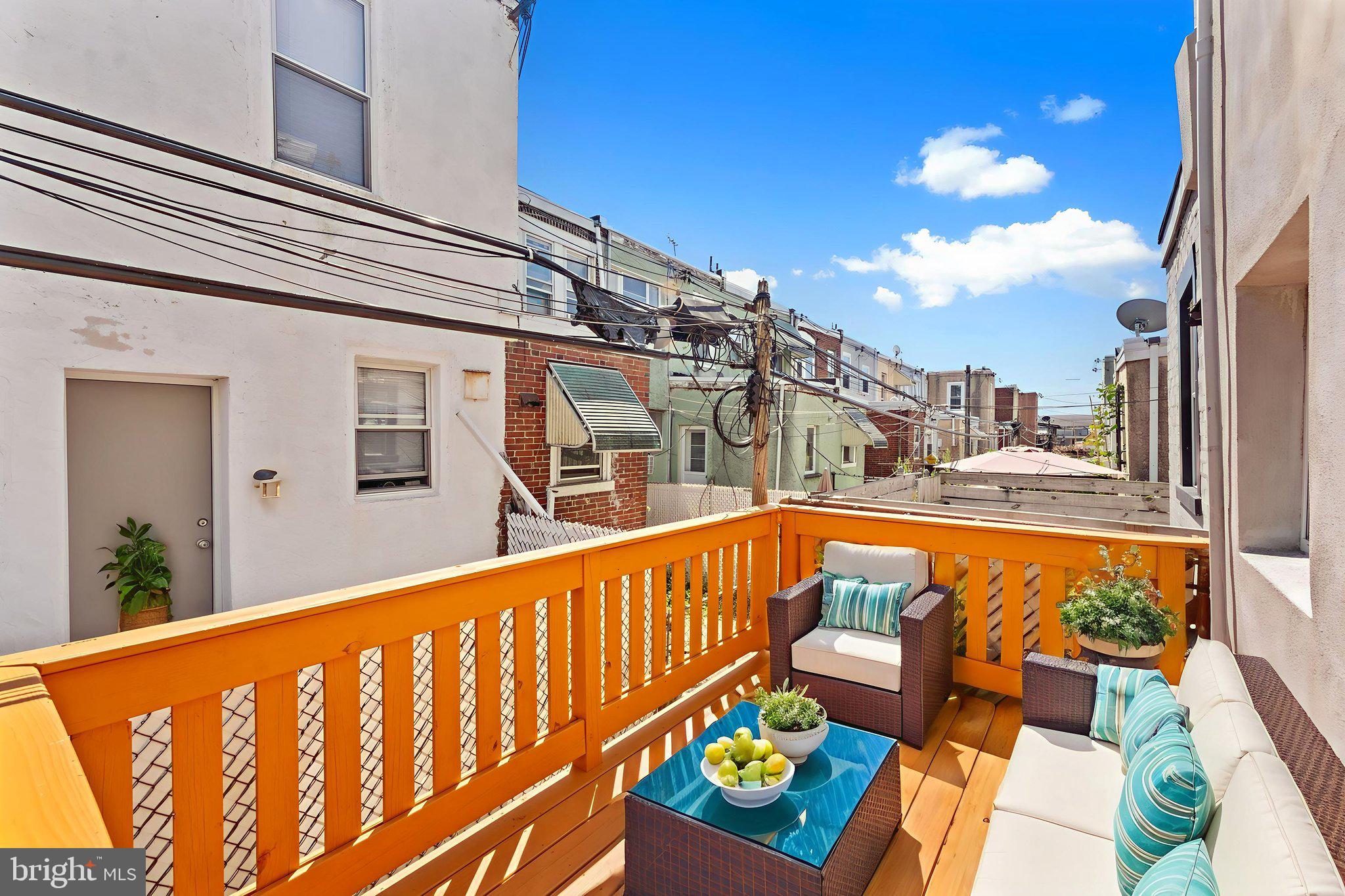 2329 S BUCKNELL STREET