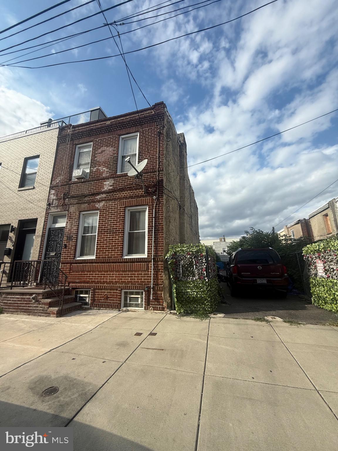 2303-2305 FEDERAL STREET