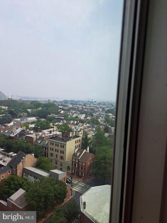 604 S WASHINGTON SQUARE 36 1401