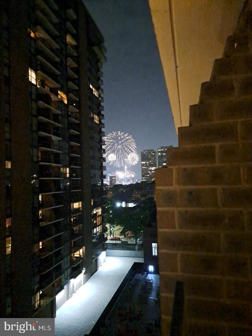 604 S WASHINGTON SQUARE 36 1401