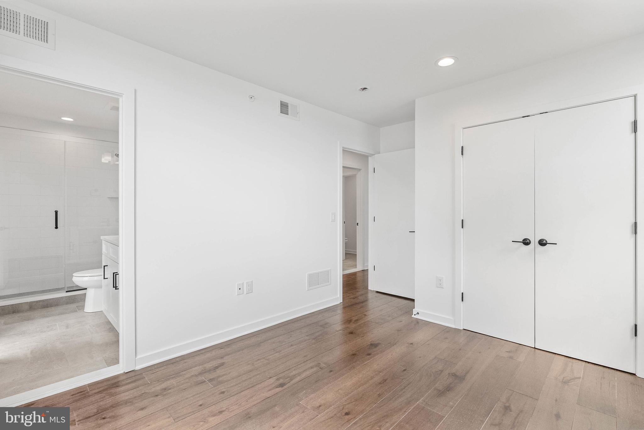 3213 BIRCHVIEW WALK