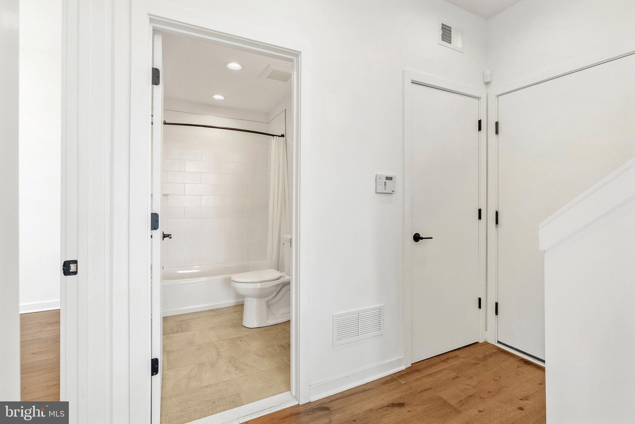 3213 BIRCHVIEW WALK