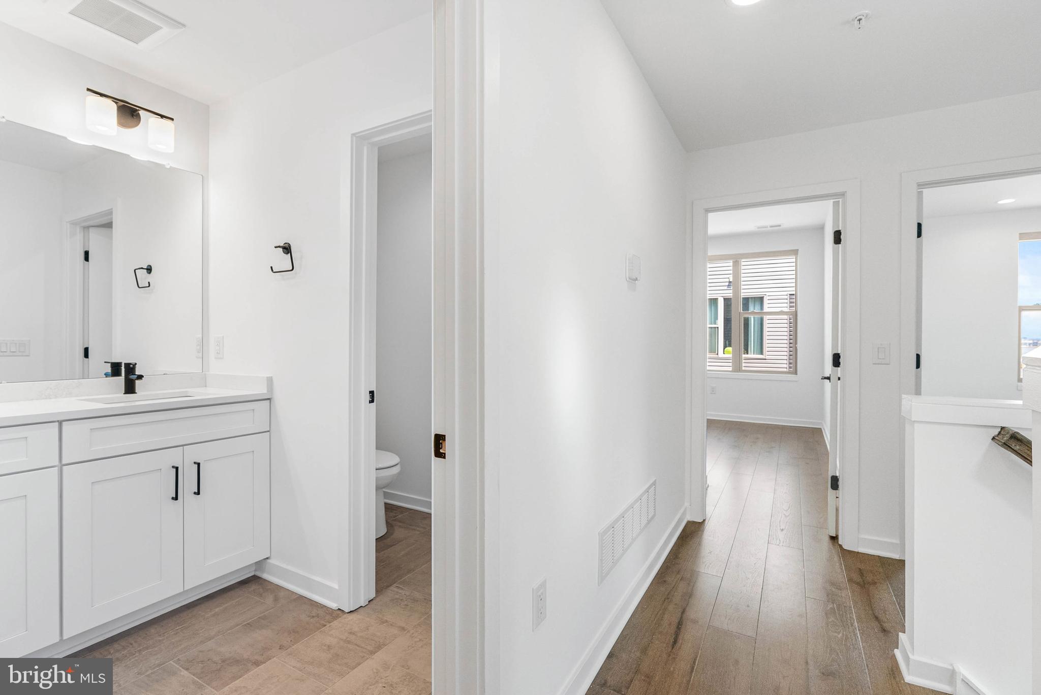 3213 BIRCHVIEW WALK