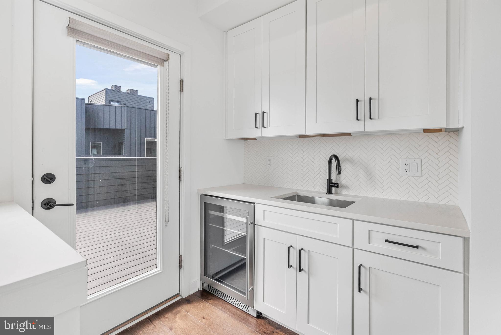 3213 BIRCHVIEW WALK