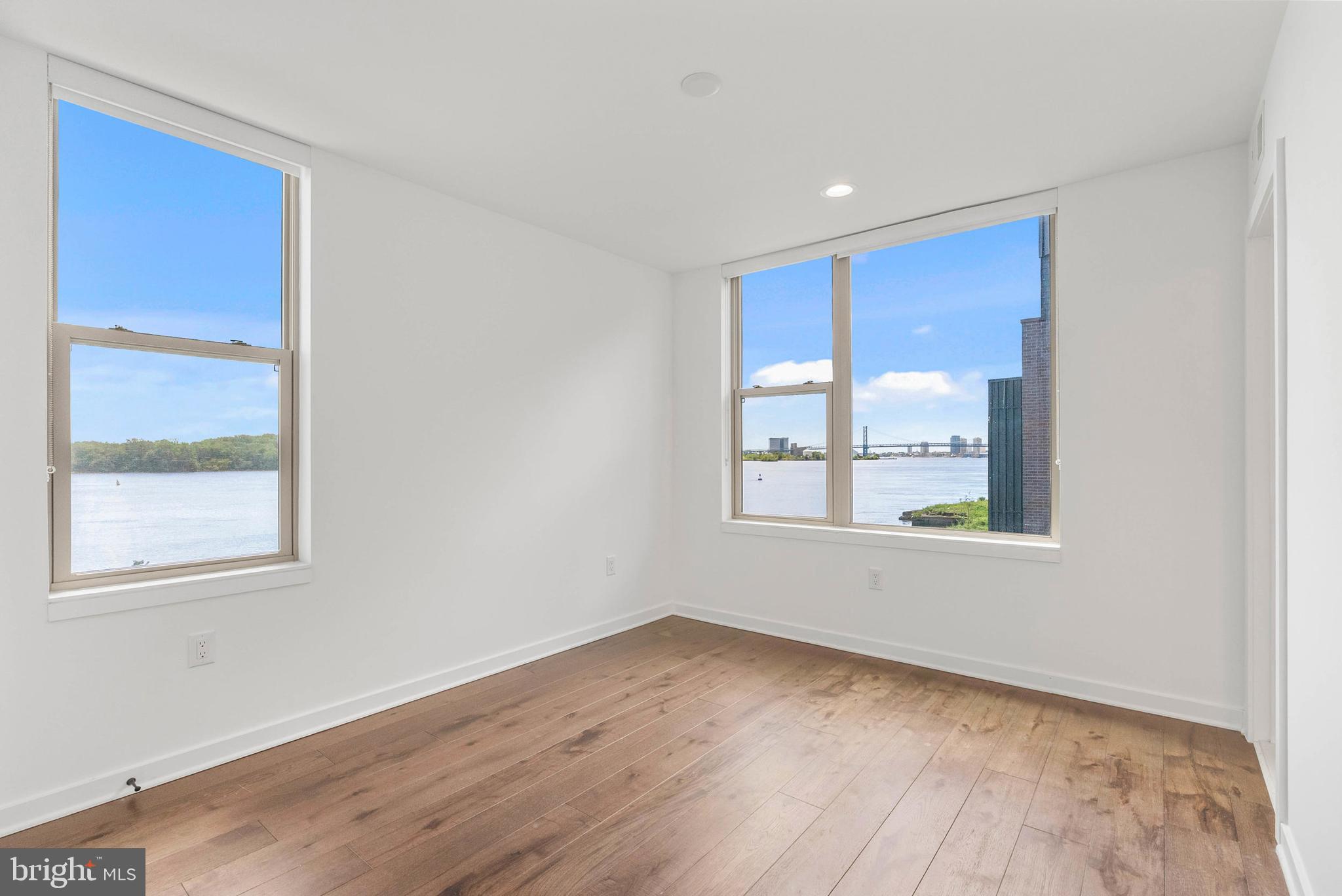 3213 BIRCHVIEW WALK