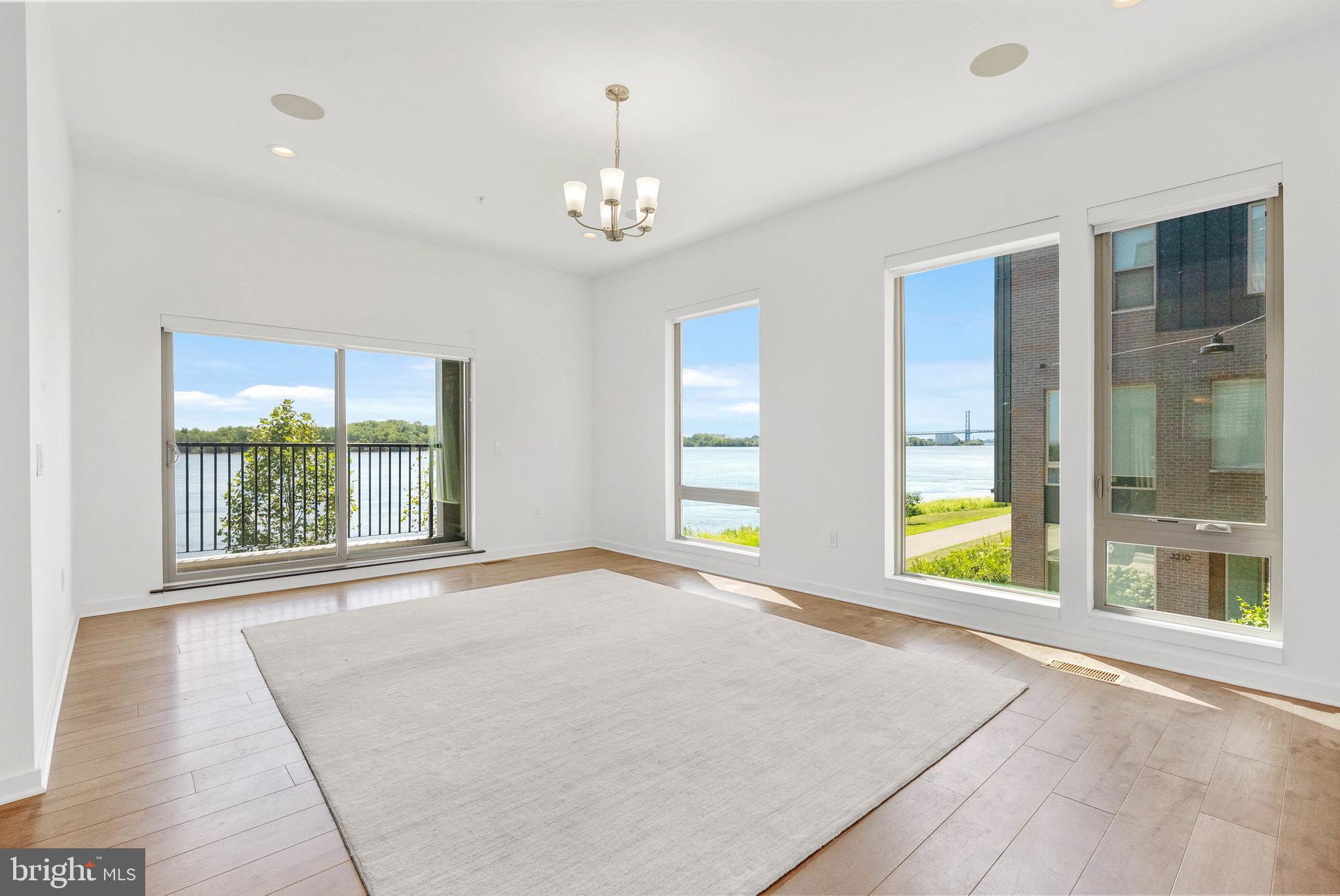 3213 BIRCHVIEW WALK