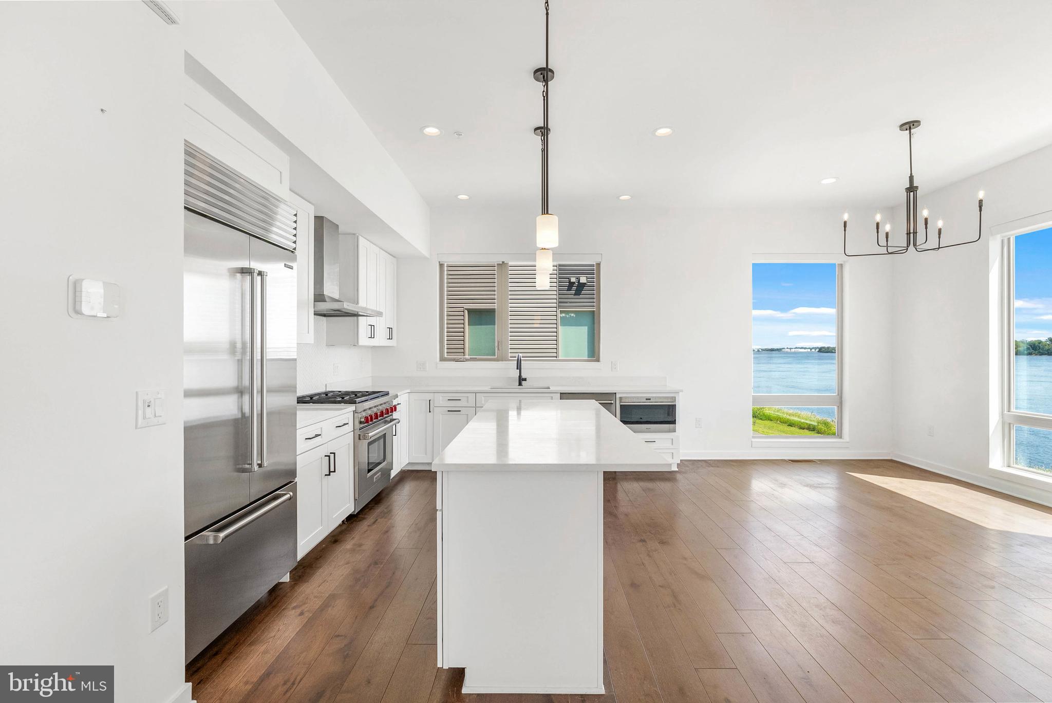 3213 BIRCHVIEW WALK