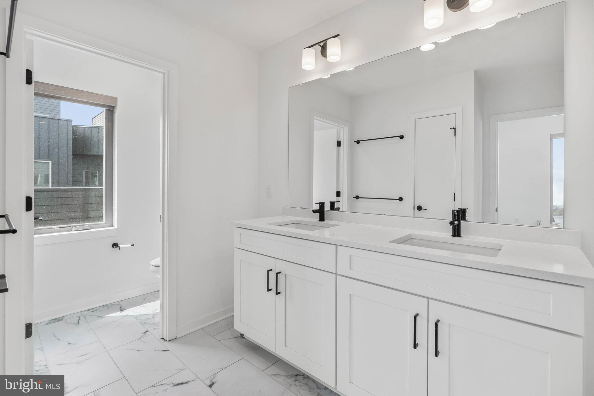 3213 BIRCHVIEW WALK