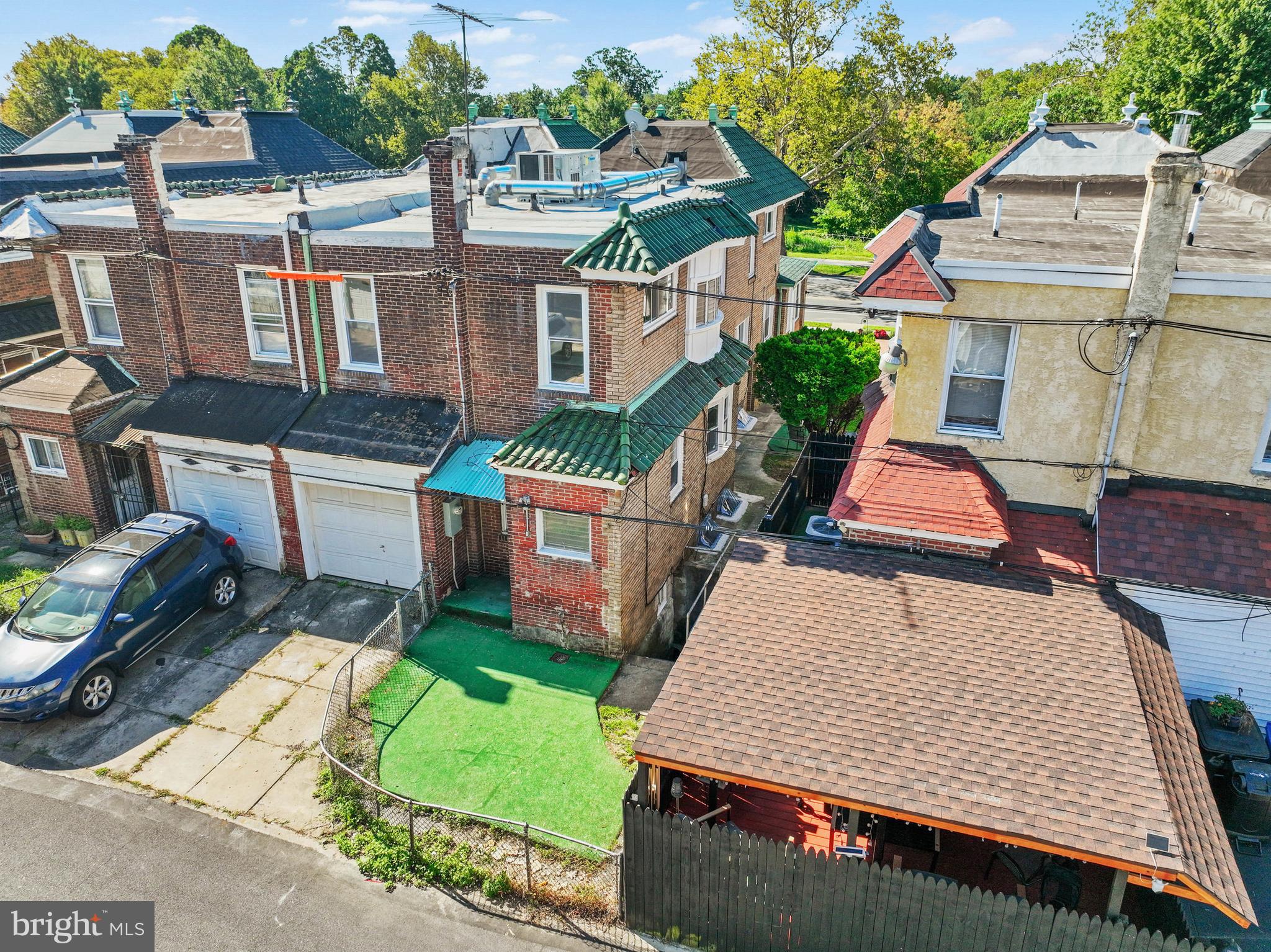 6121 COBBS CREEK PARKWAY