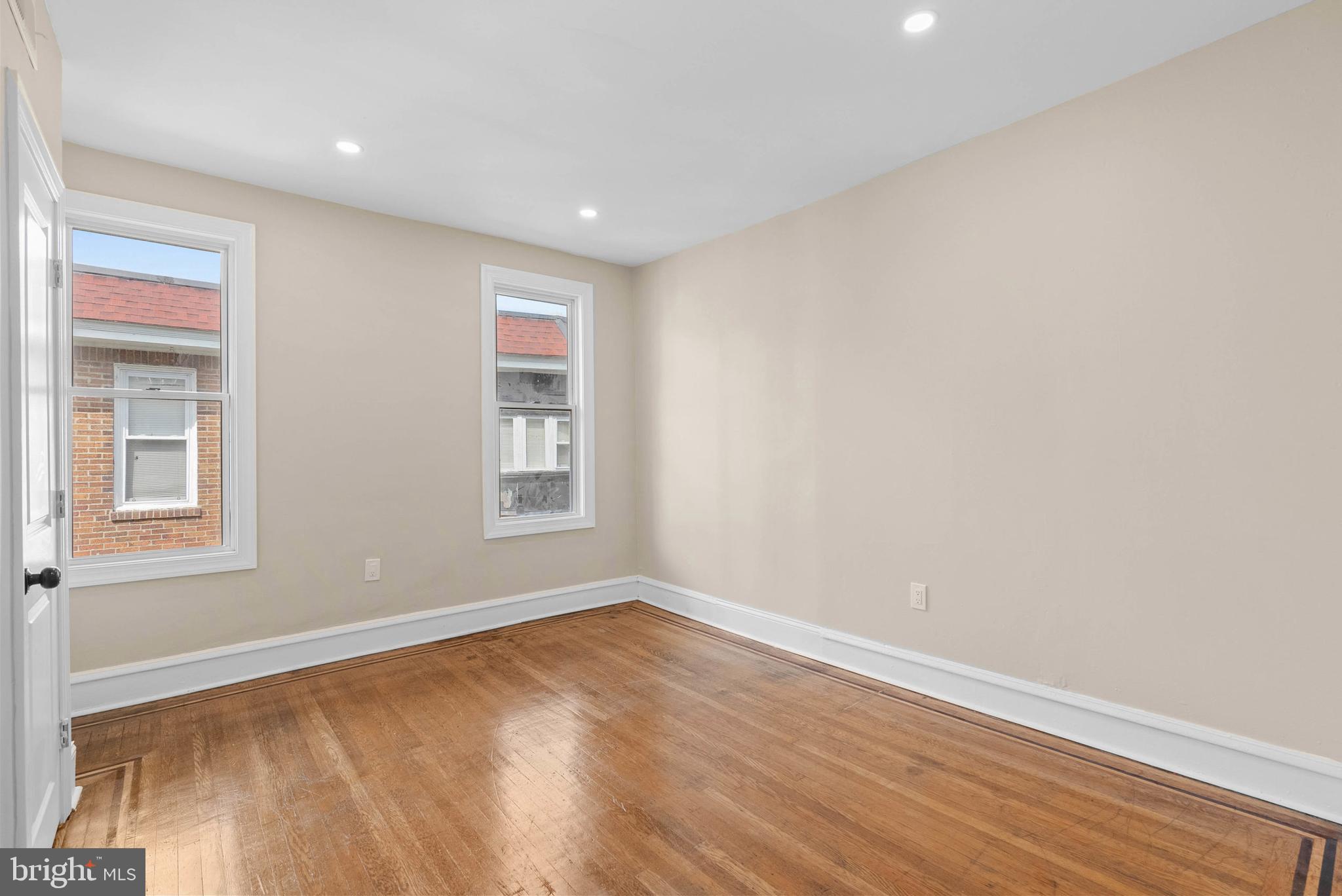 6121 COBBS CREEK PARKWAY