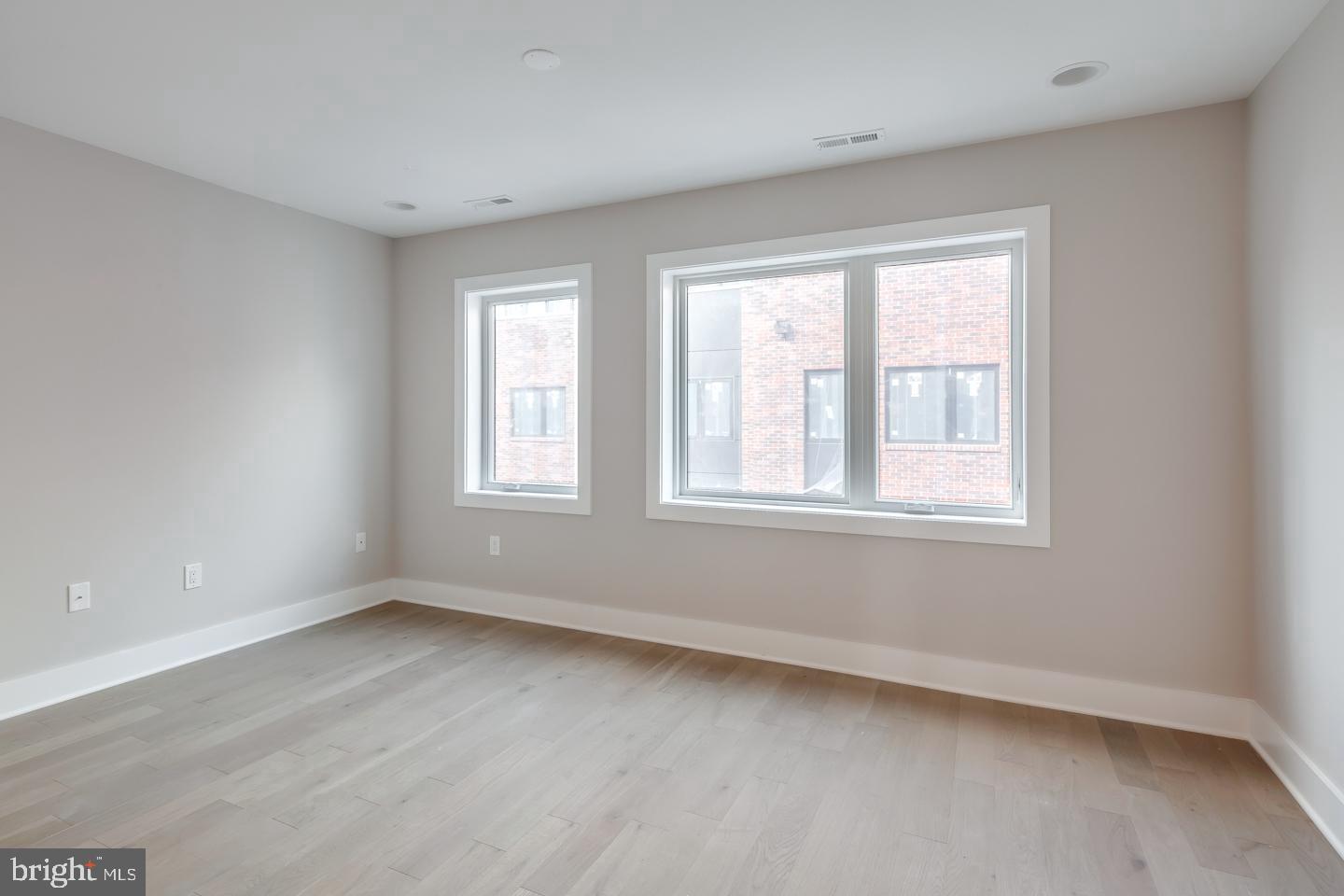 520 FAIRMOUNT AVENUE