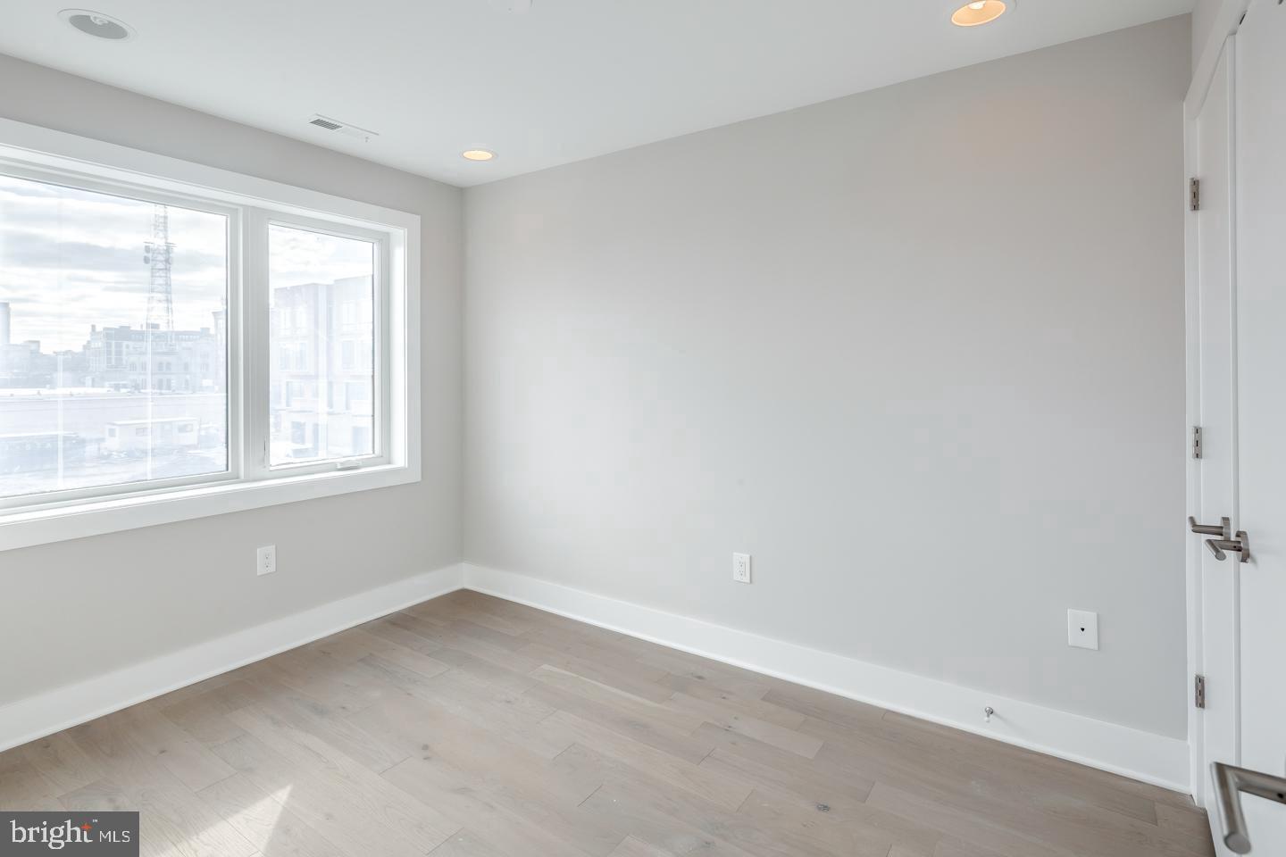 520 FAIRMOUNT AVENUE