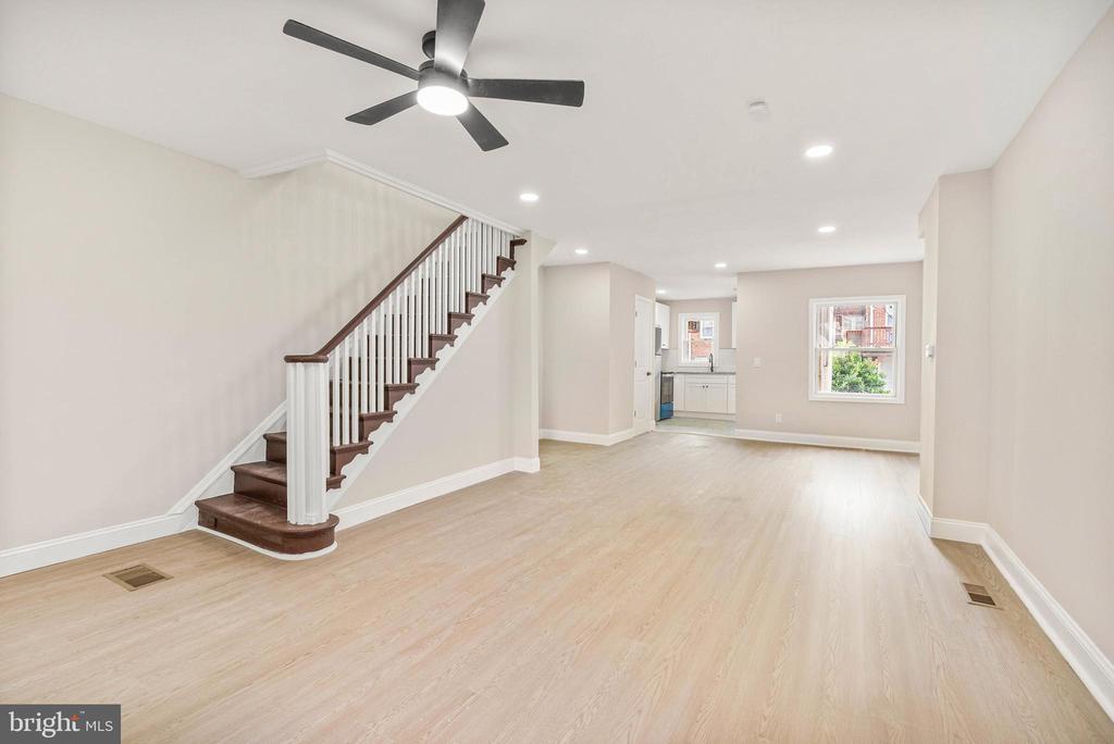 7010 CEDAR PARK AVENUE