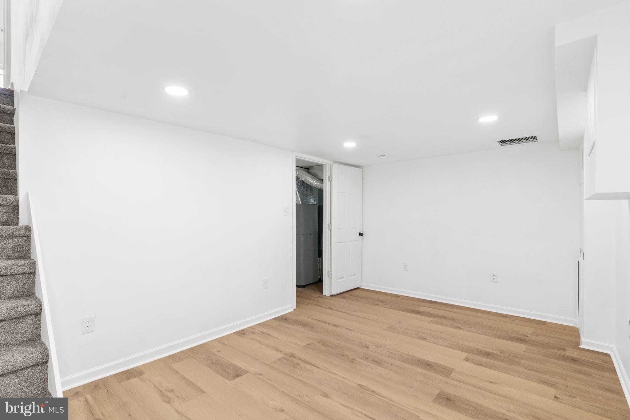 7546 OVERBROOK AVENUE