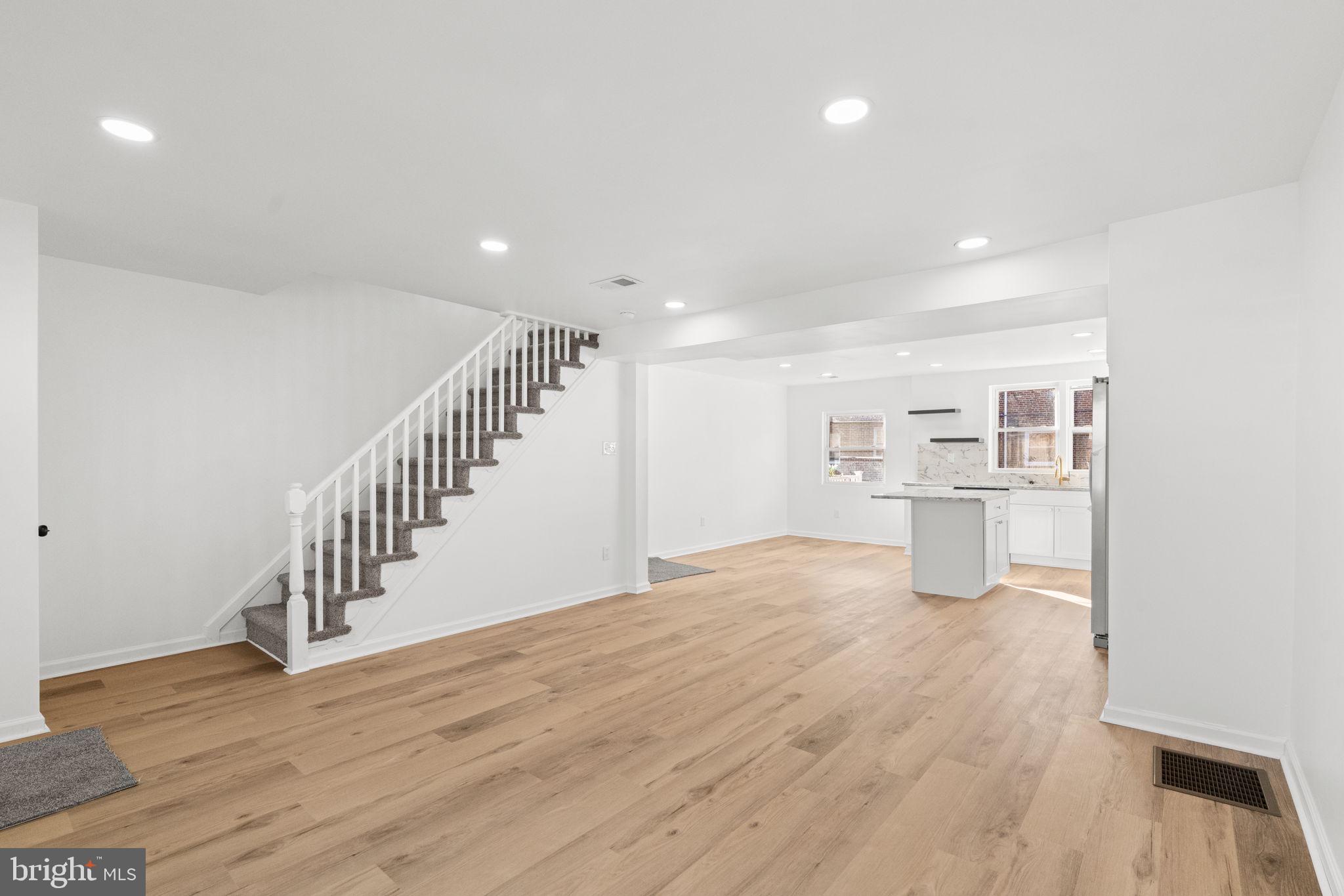 7546 OVERBROOK AVENUE