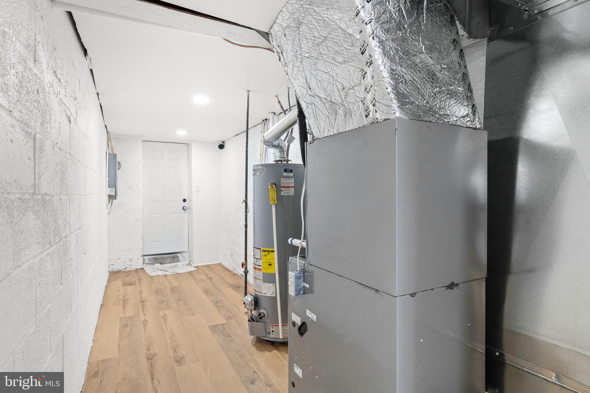 7546 OVERBROOK AVENUE