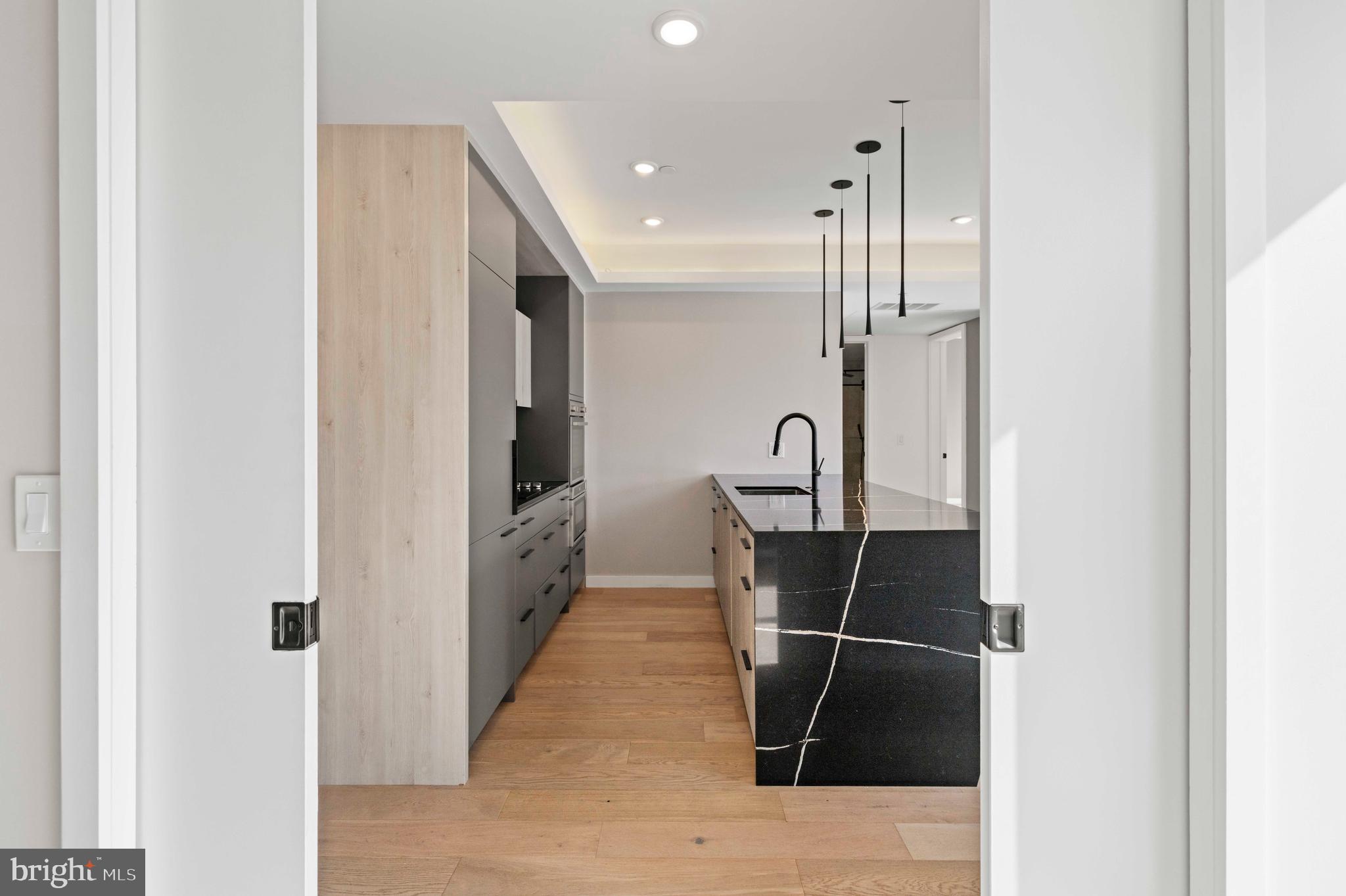 807 N 3RD STREET 404