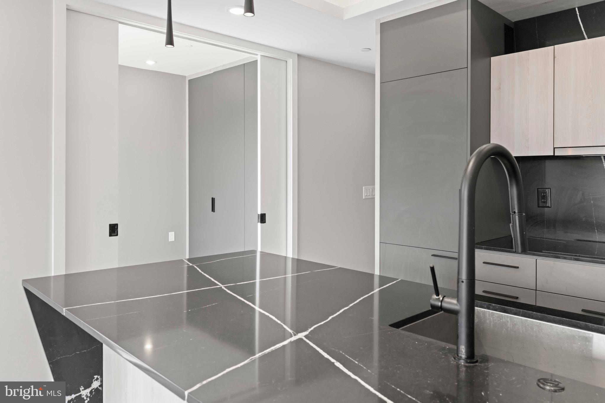 807 N 3RD STREET 404