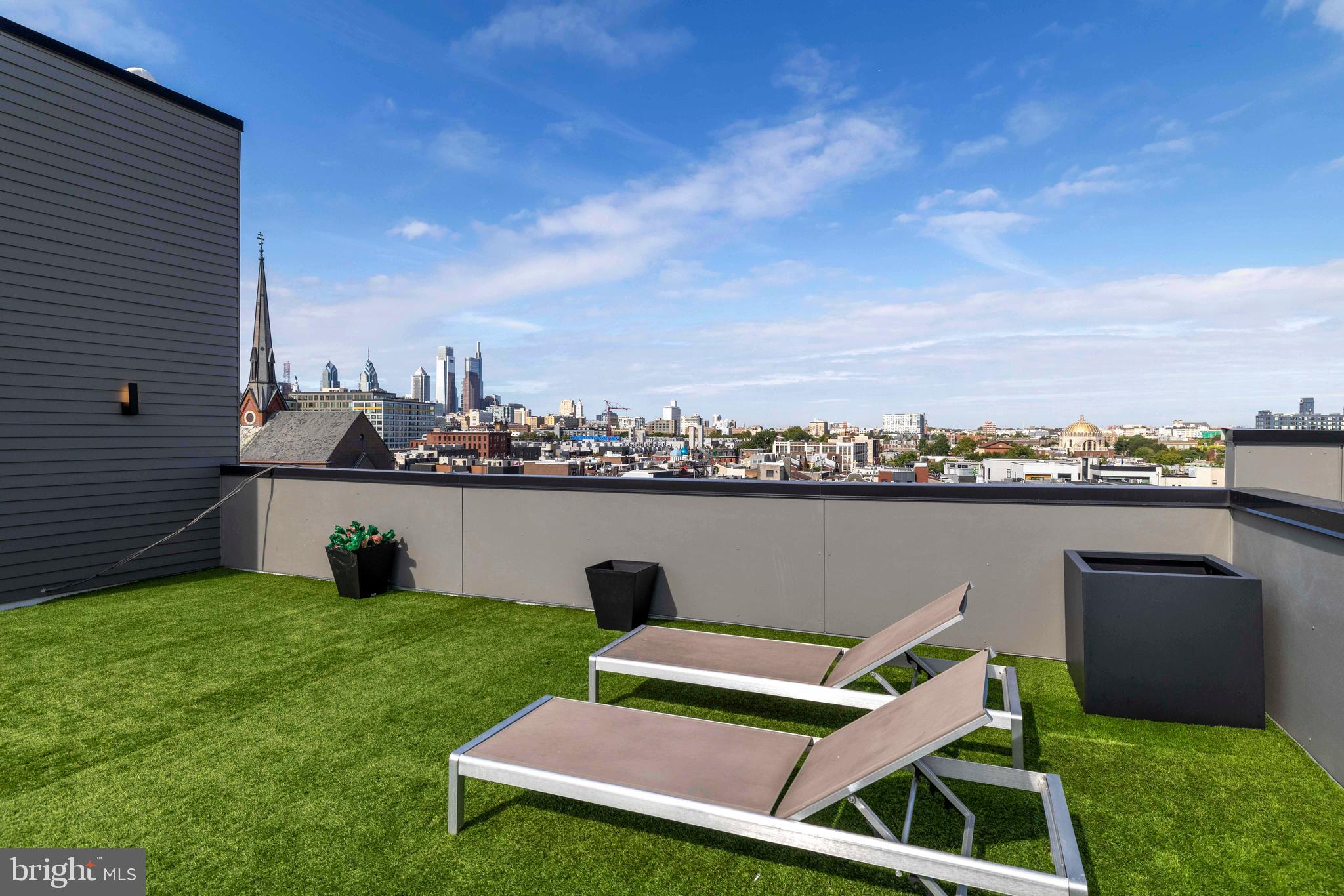 807 N 3RD STREET 404