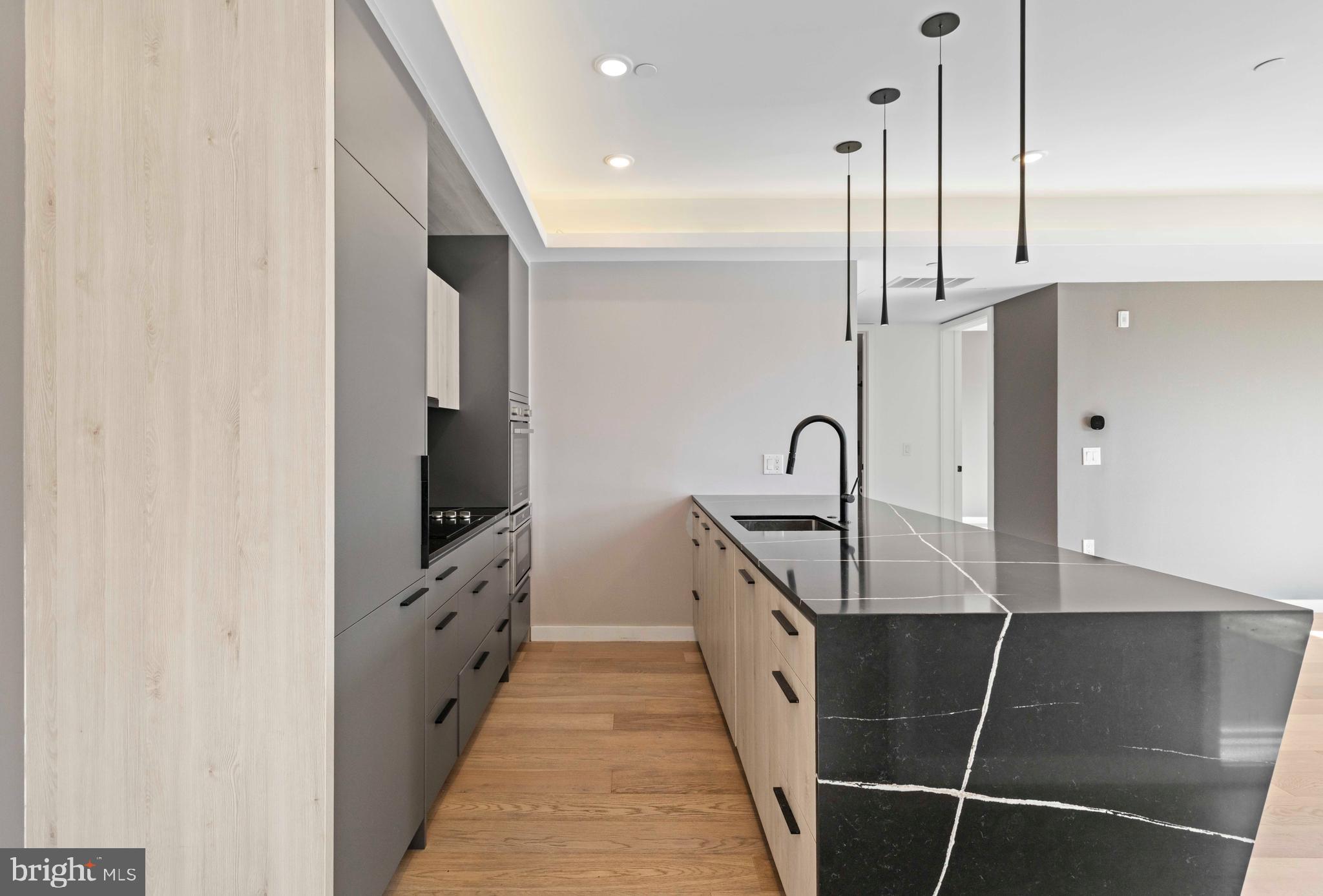 807 N 3RD STREET 404