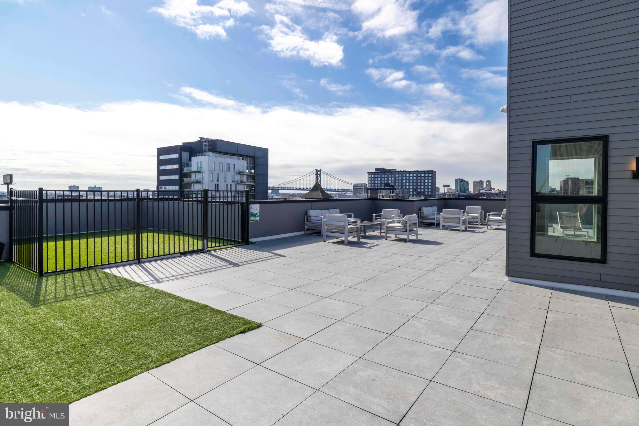 807 N 3RD STREET 404