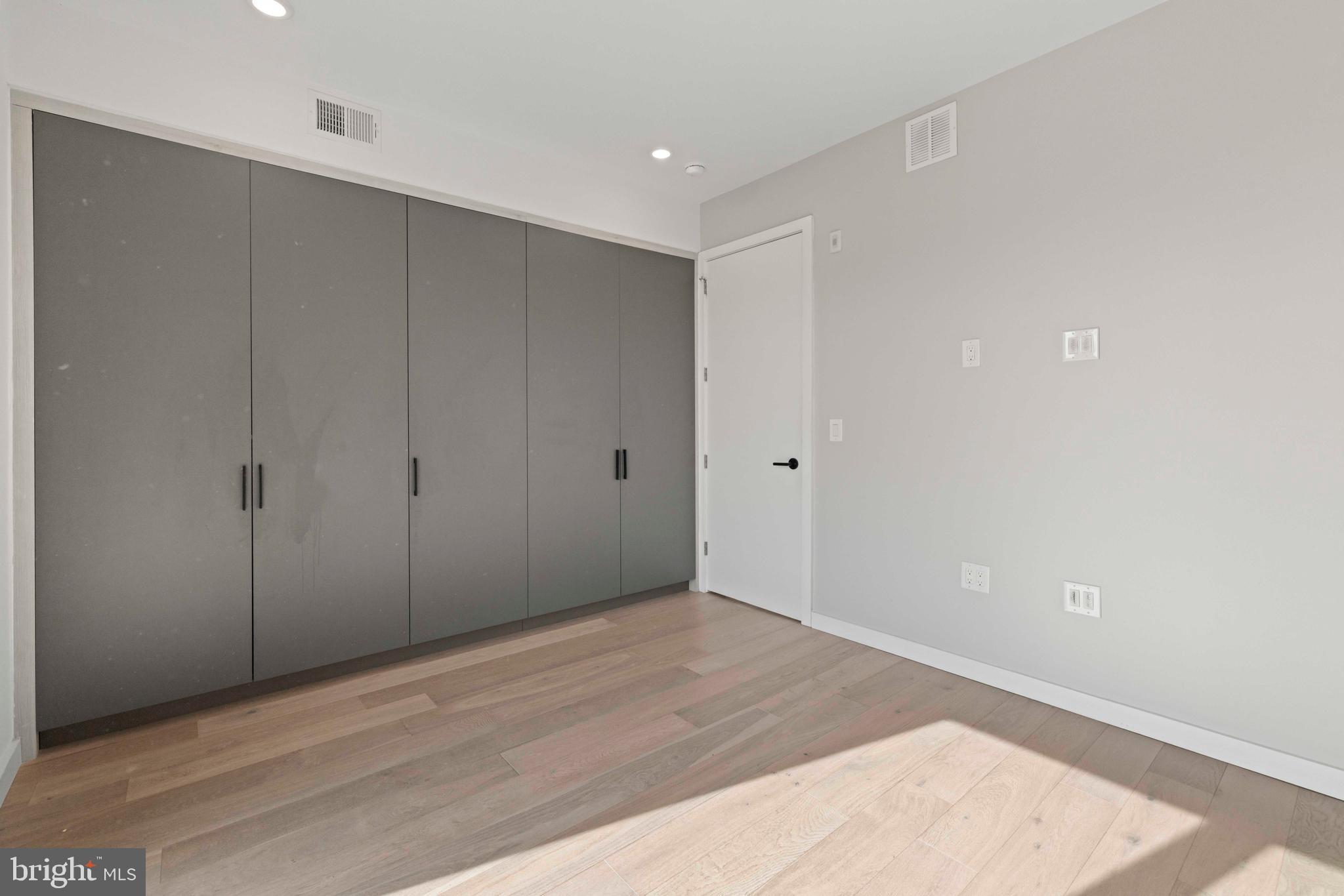 807 N 3RD STREET 404