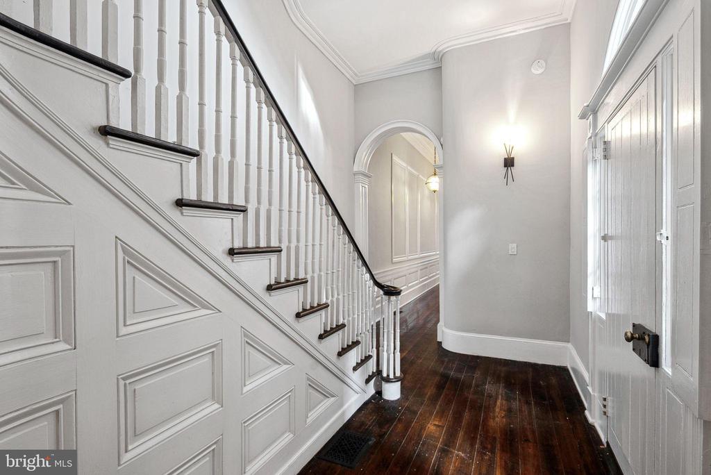 334 SPRUCE STREET
