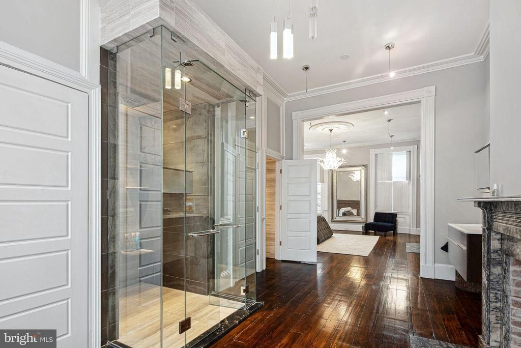 334 SPRUCE STREET