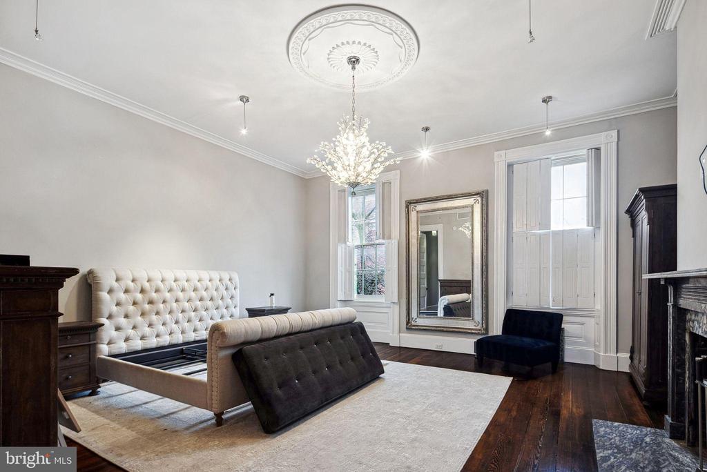 334 SPRUCE STREET