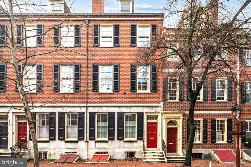334 SPRUCE STREET