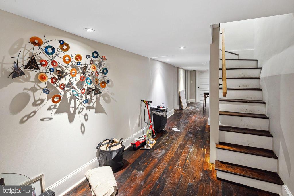 334 SPRUCE STREET