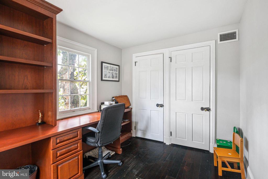 334 SPRUCE STREET