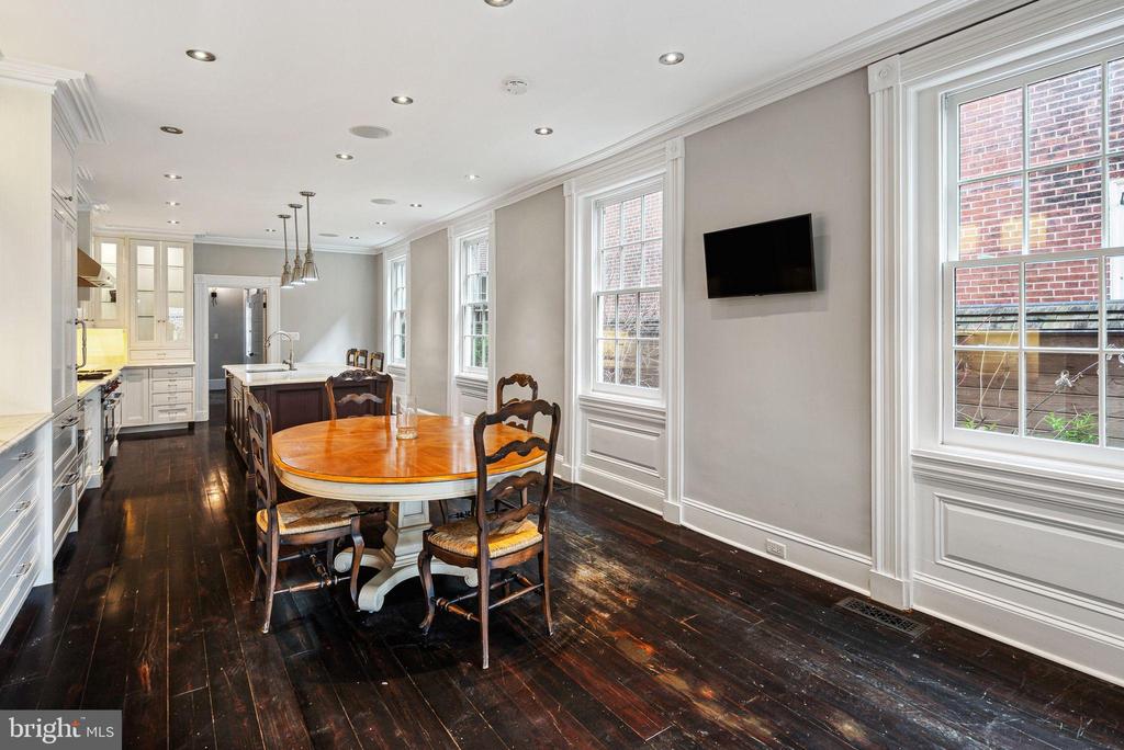 334 SPRUCE STREET