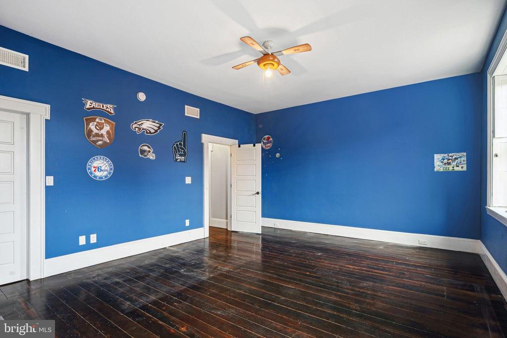 334 SPRUCE STREET