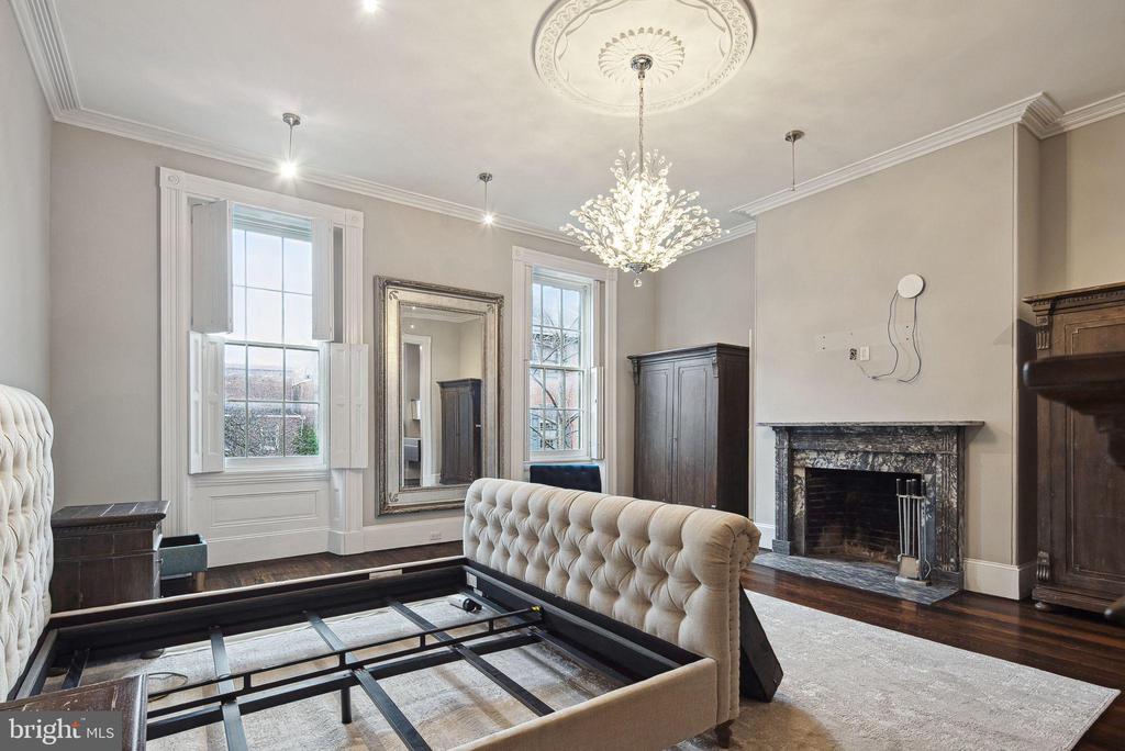 334 SPRUCE STREET