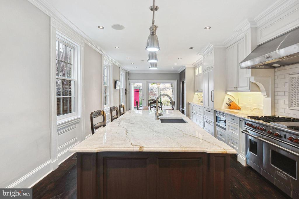 334 SPRUCE STREET