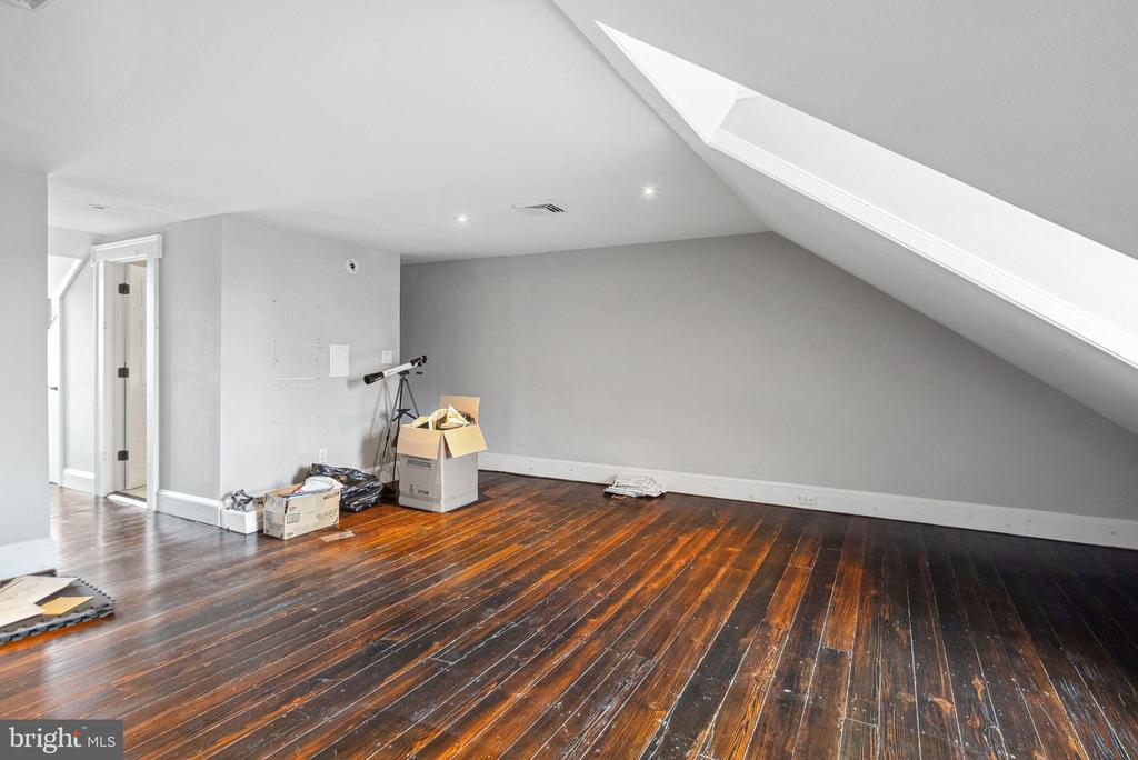 334 SPRUCE STREET