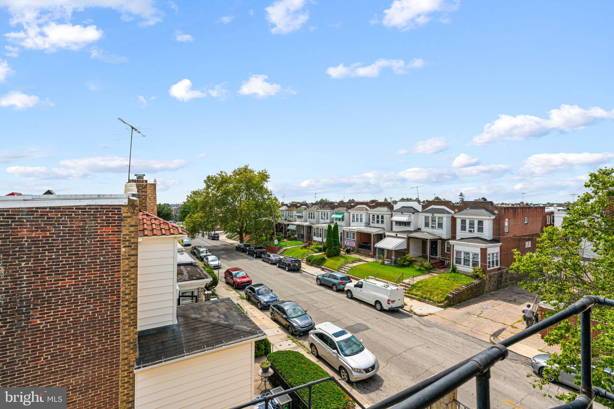 6452 LANSDOWNE AVENUE