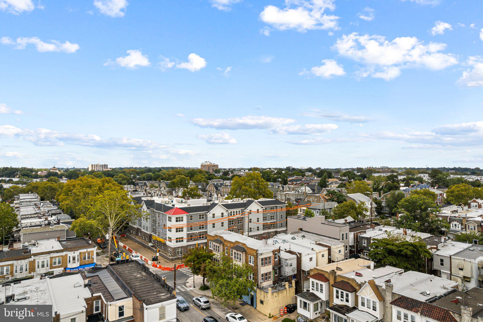 6452 LANSDOWNE AVENUE