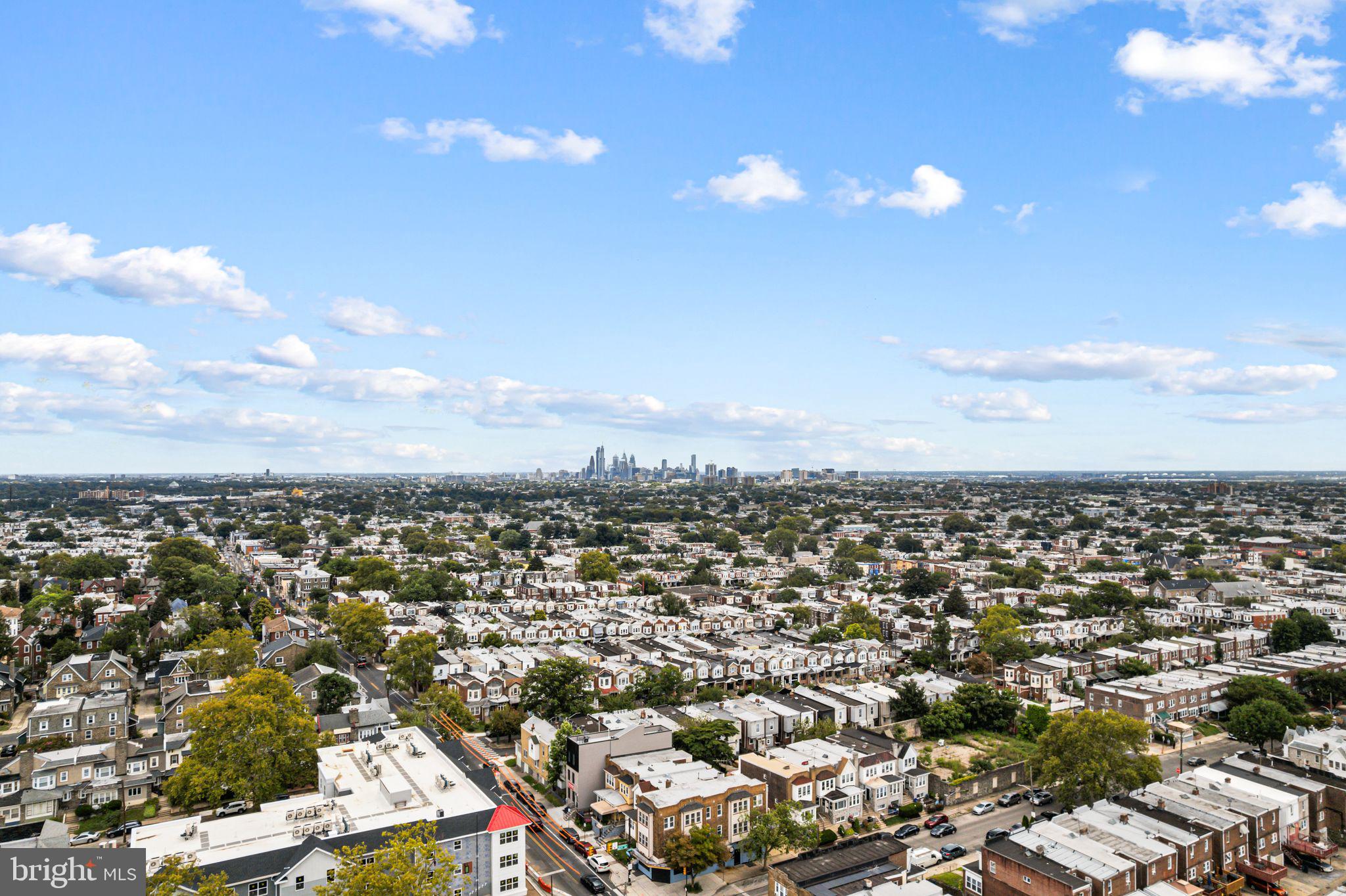 6452 LANSDOWNE AVENUE