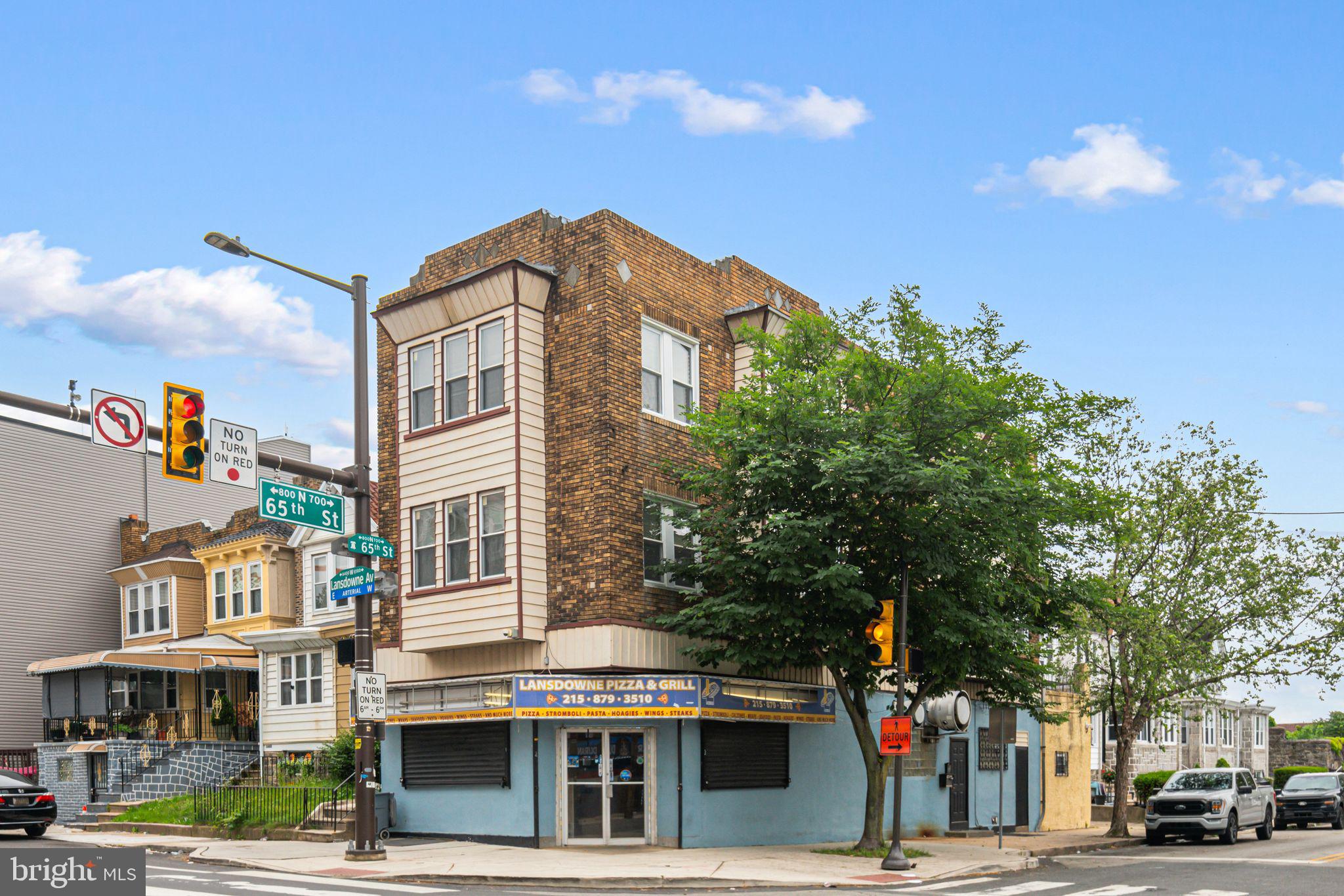 6452 LANSDOWNE AVENUE