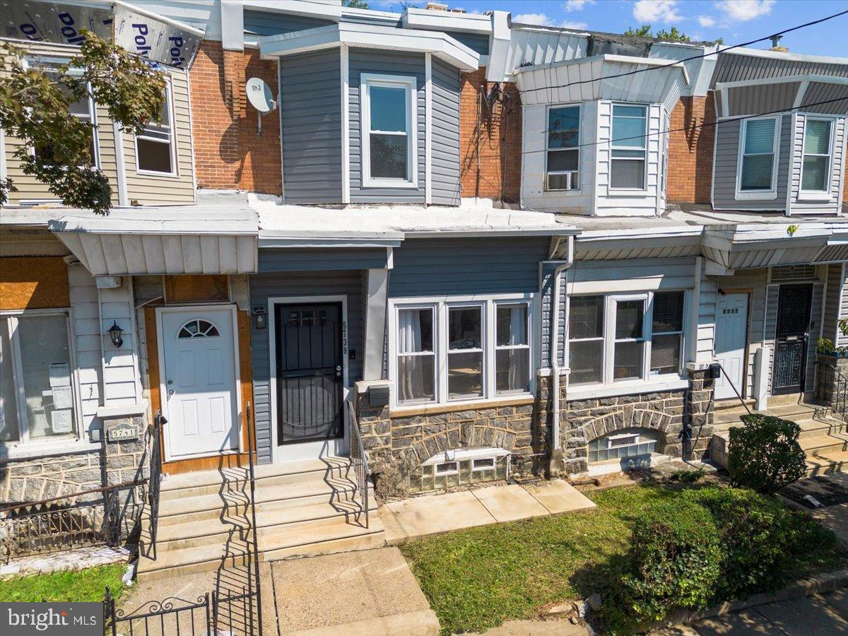 5739 ARCH STREET
