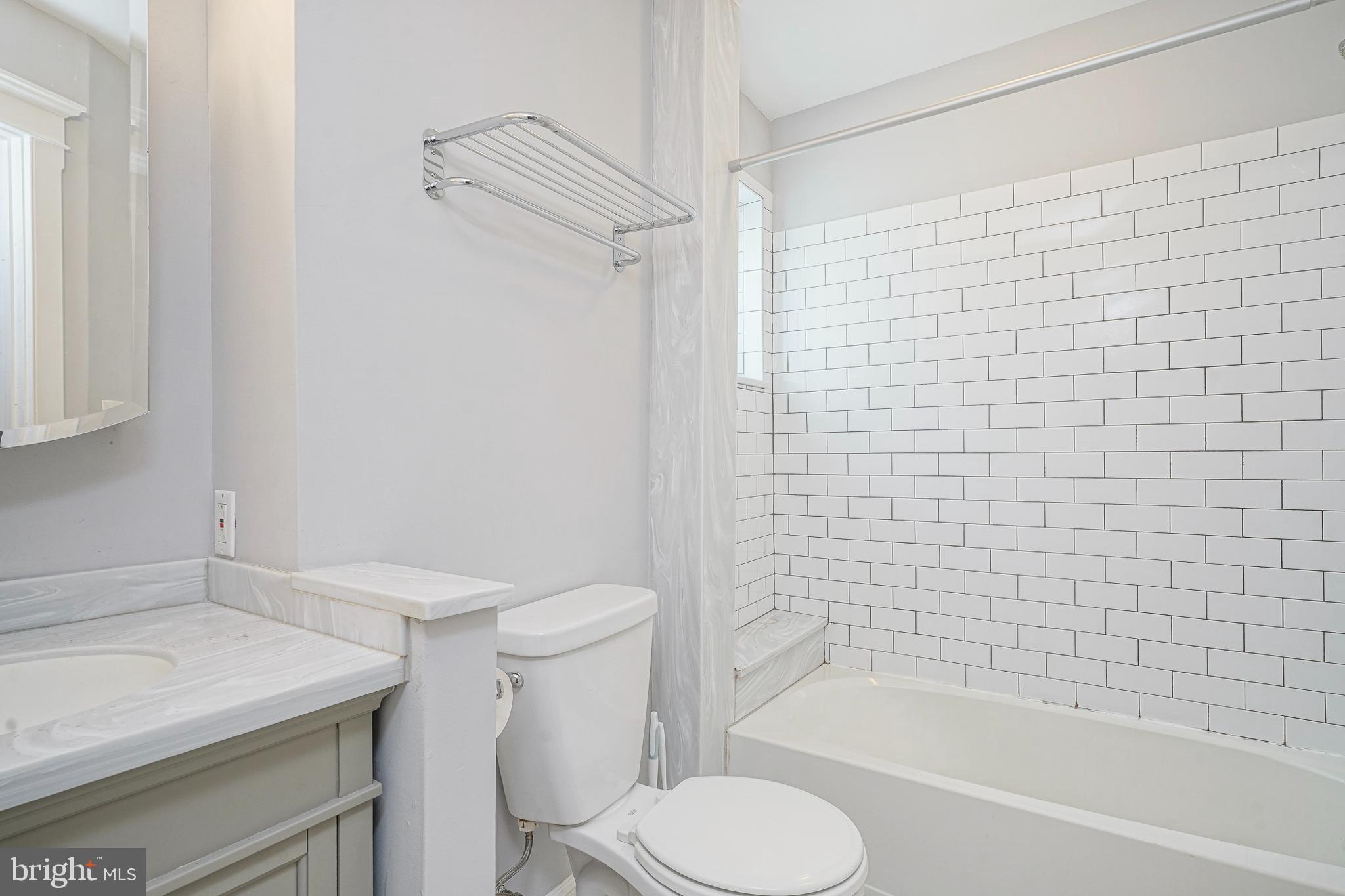 2545 S WARNOCK STREET