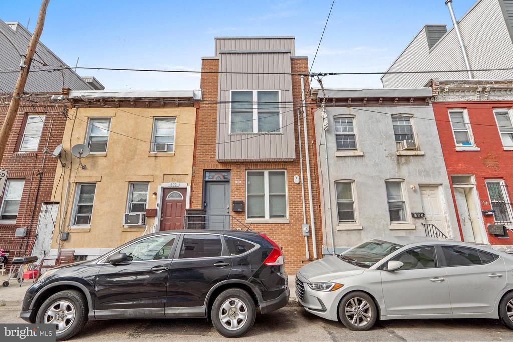 607 MERCY STREET