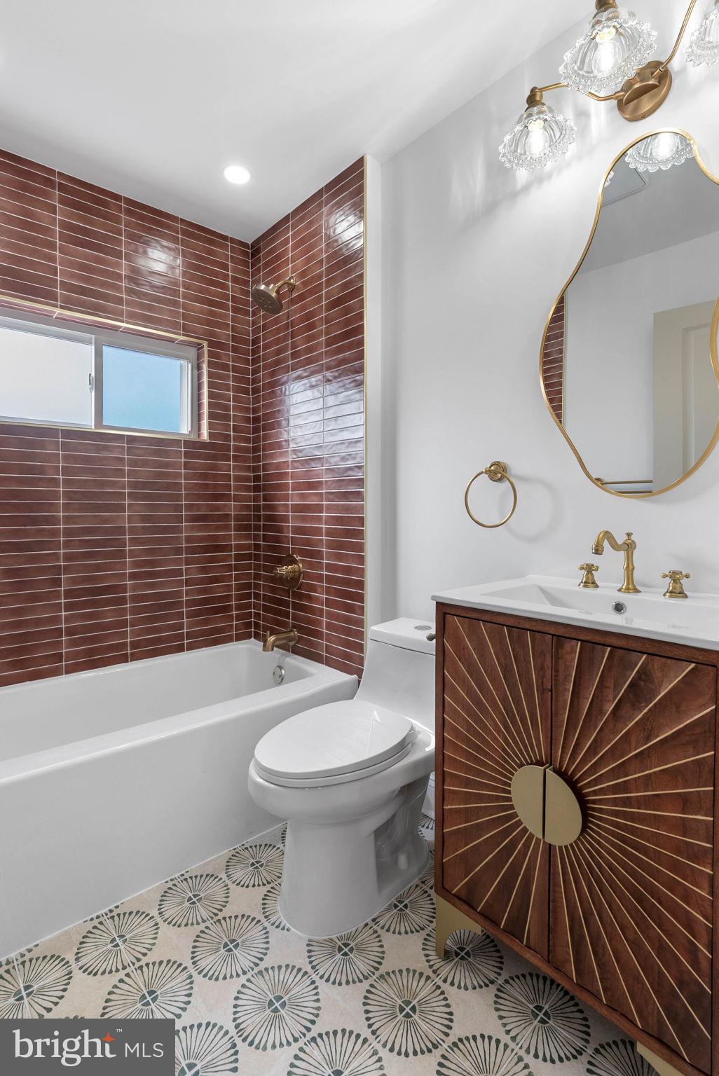 2218 S BOUVIER STREET