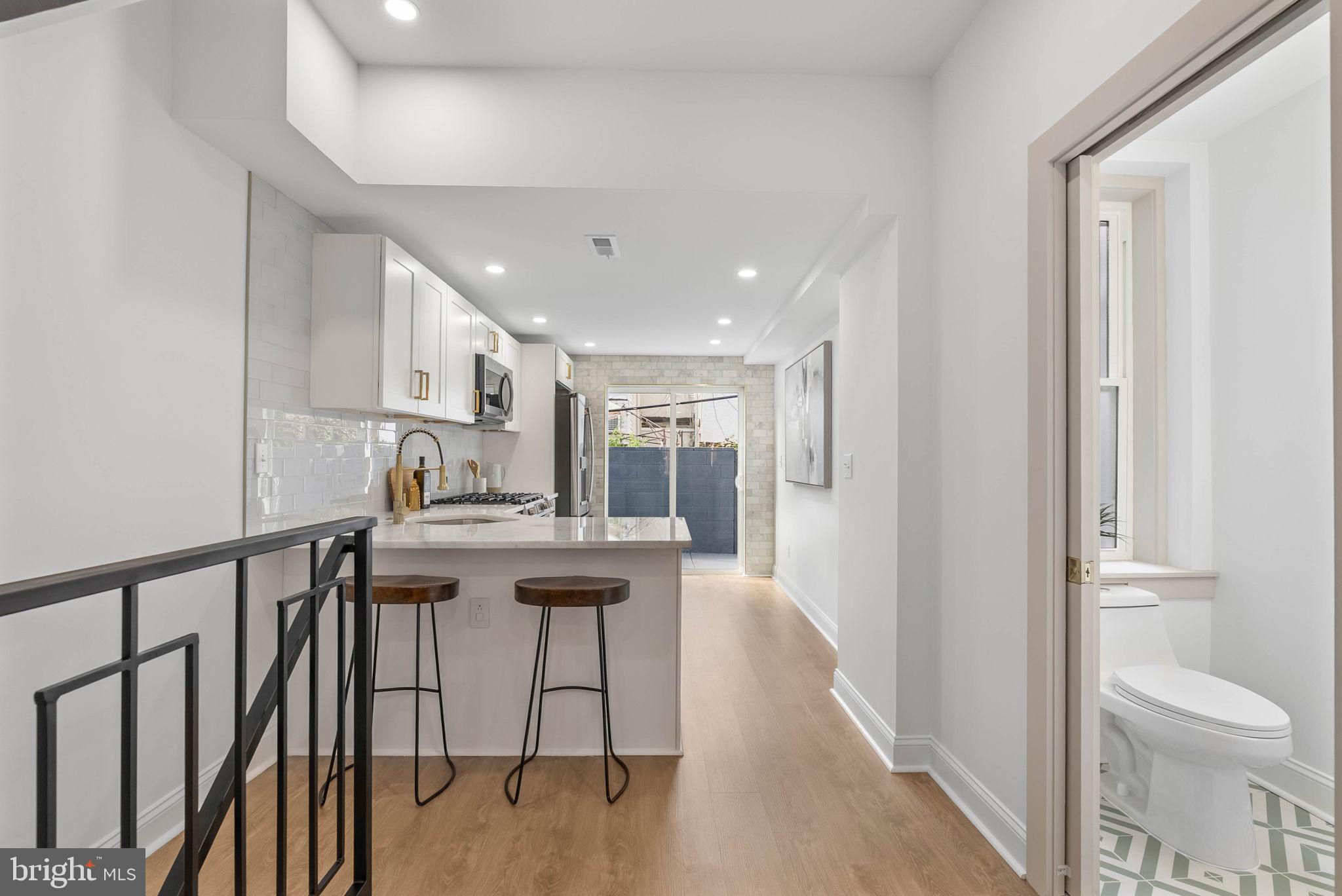 2218 S BOUVIER STREET