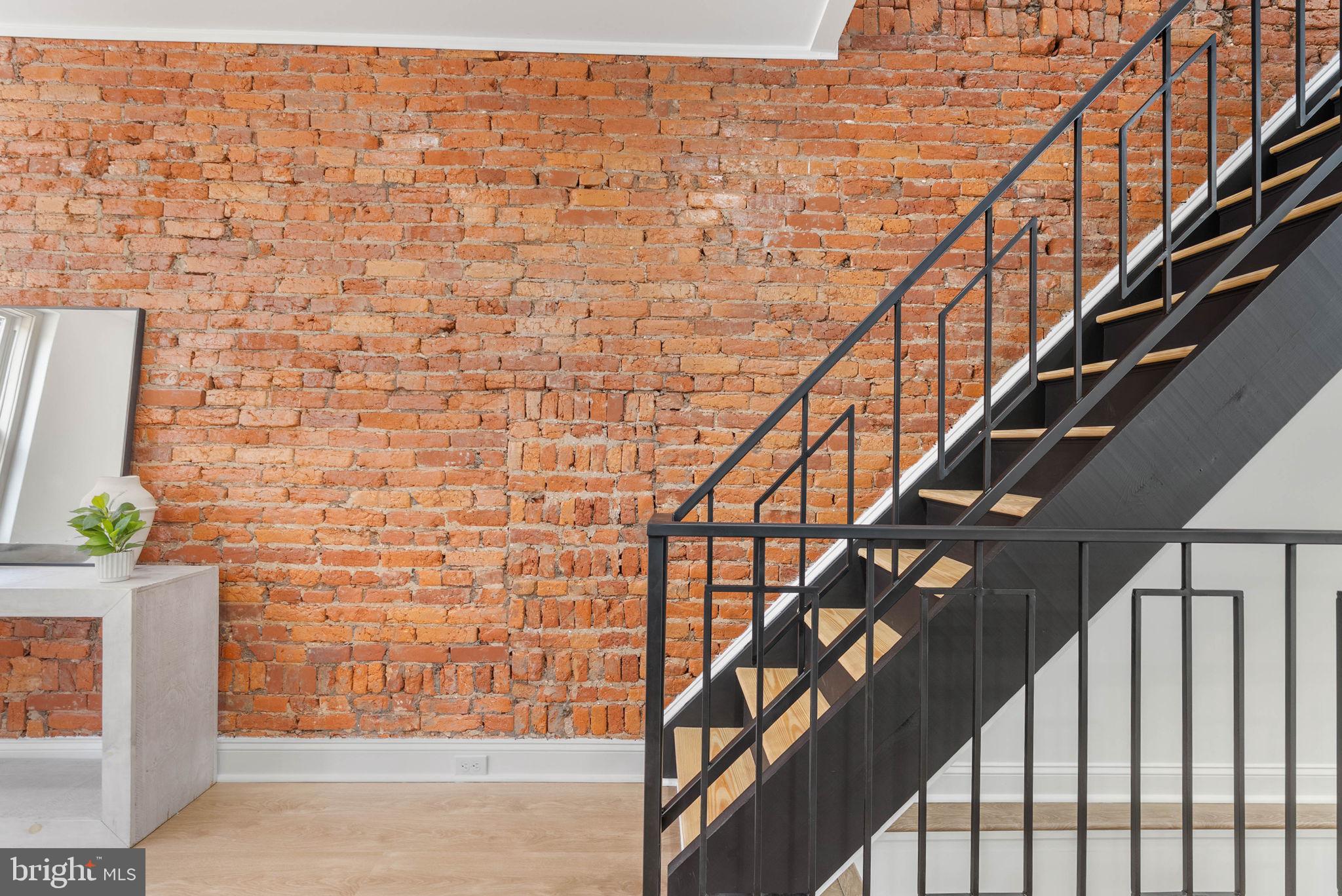 2218 S BOUVIER STREET