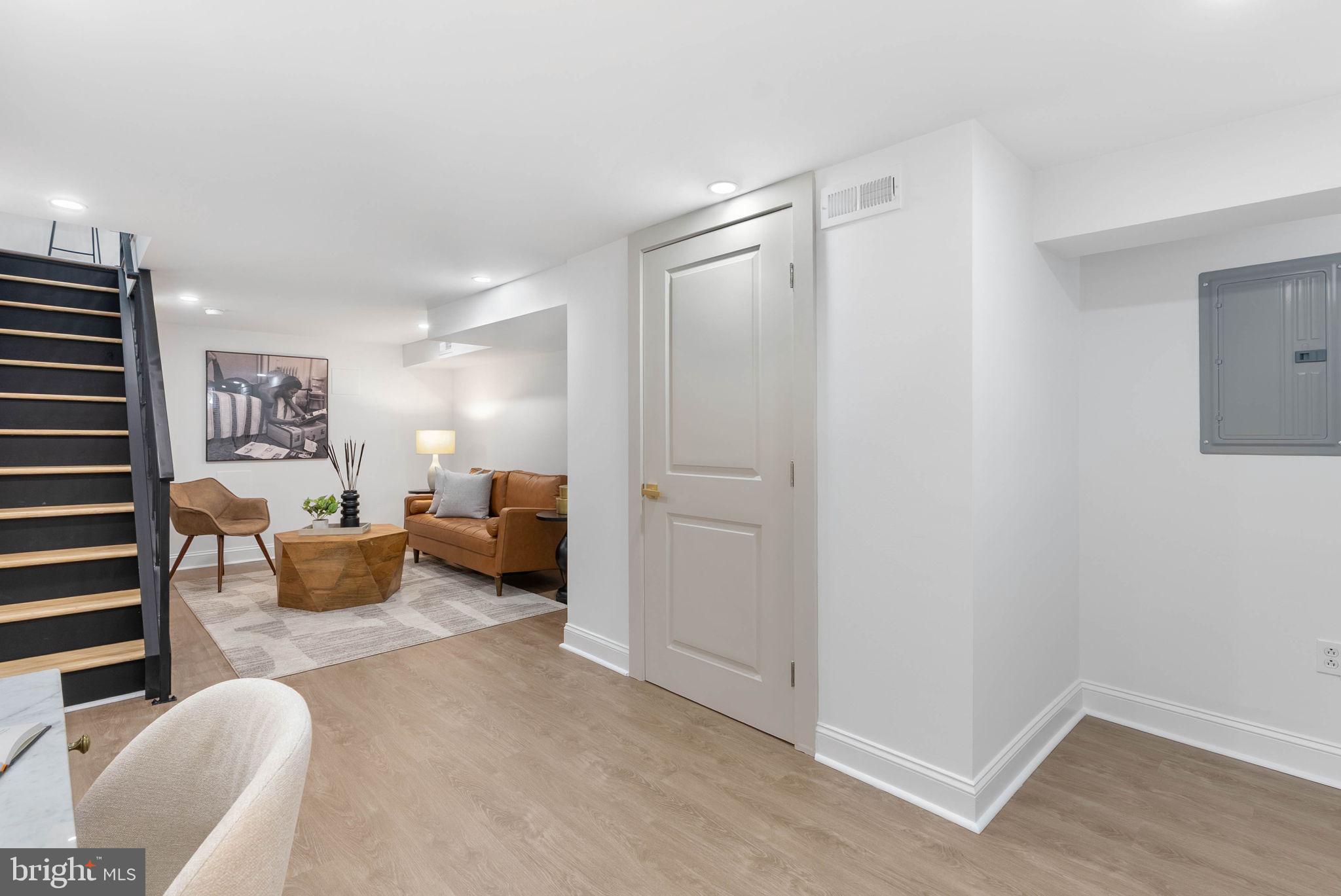 2218 S BOUVIER STREET