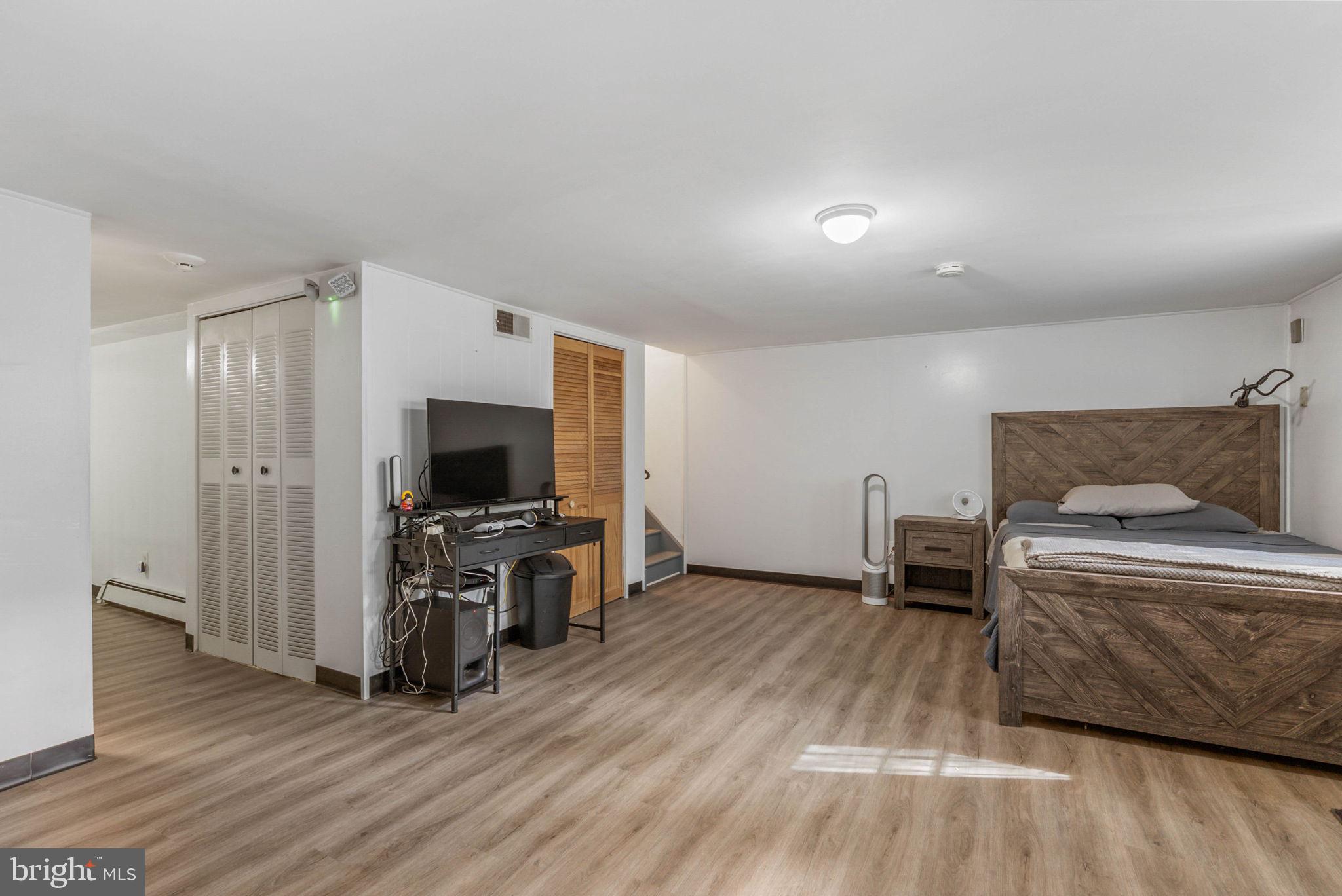 7352 MEADOWLARK PLACE