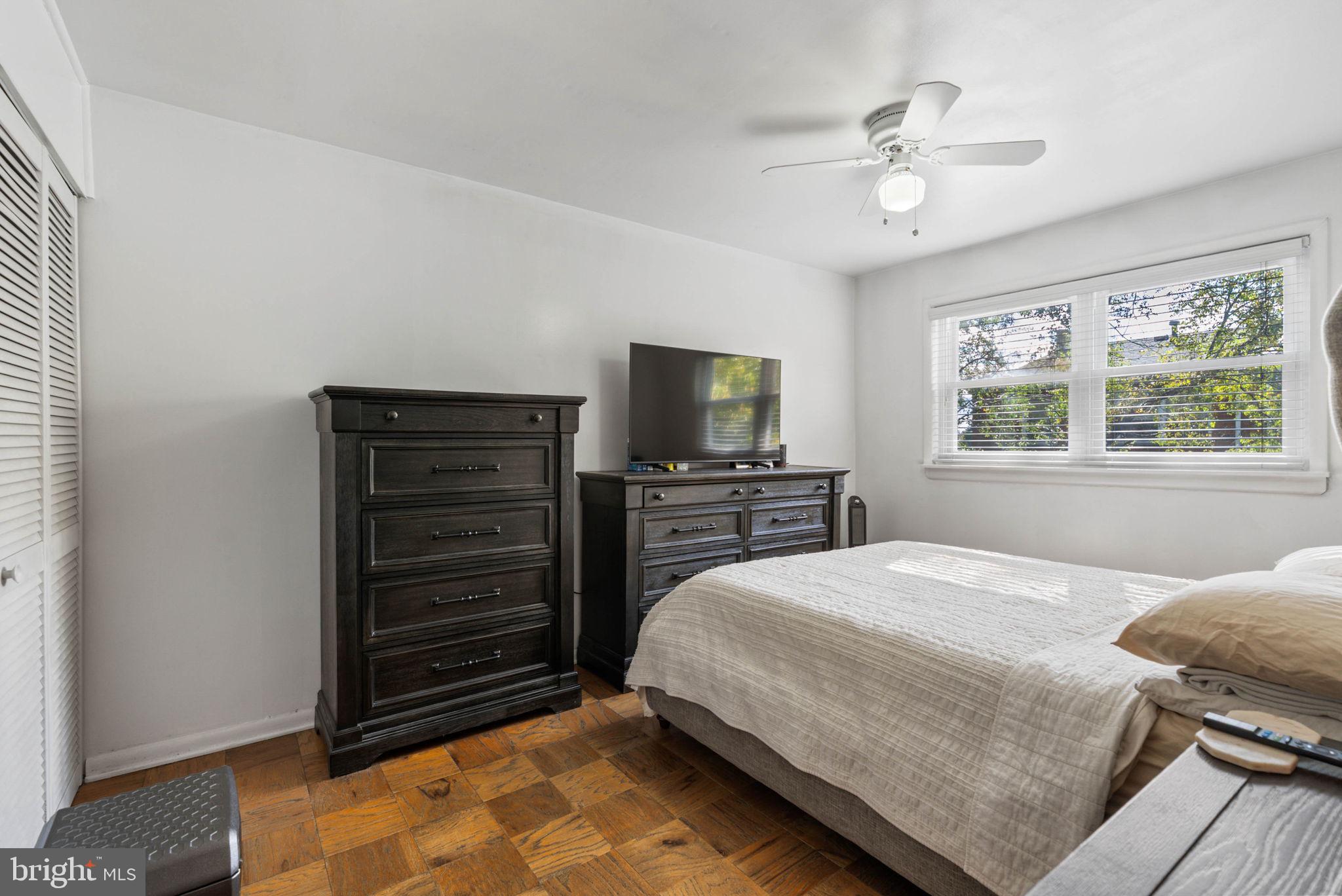 7352 MEADOWLARK PLACE